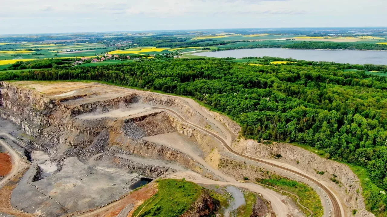 kopalnia mączki bazaltowej SKN