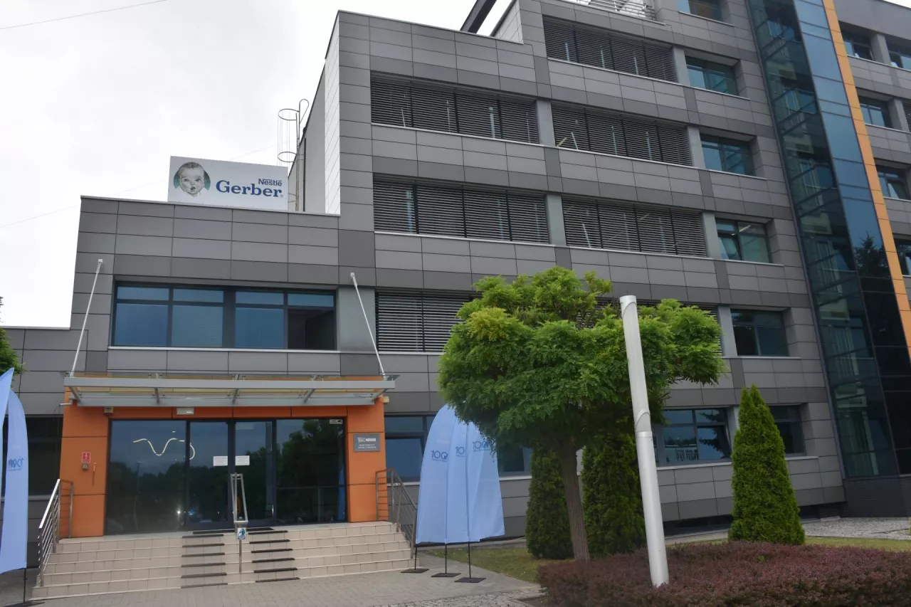 Fabryka Nestlé w Rzeszowie, to tutaj powstają słynne przeciery dla niemowląt produkowane z surowców od polskich rolników